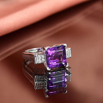https://tjcuk.sirv.com/Products/81/9/8191099/African-Amethyst-White-Zircon-Solitaire-Ring-in-Rhodium-OverlaySterlin_8191099_1.jpg?w=342&h=342