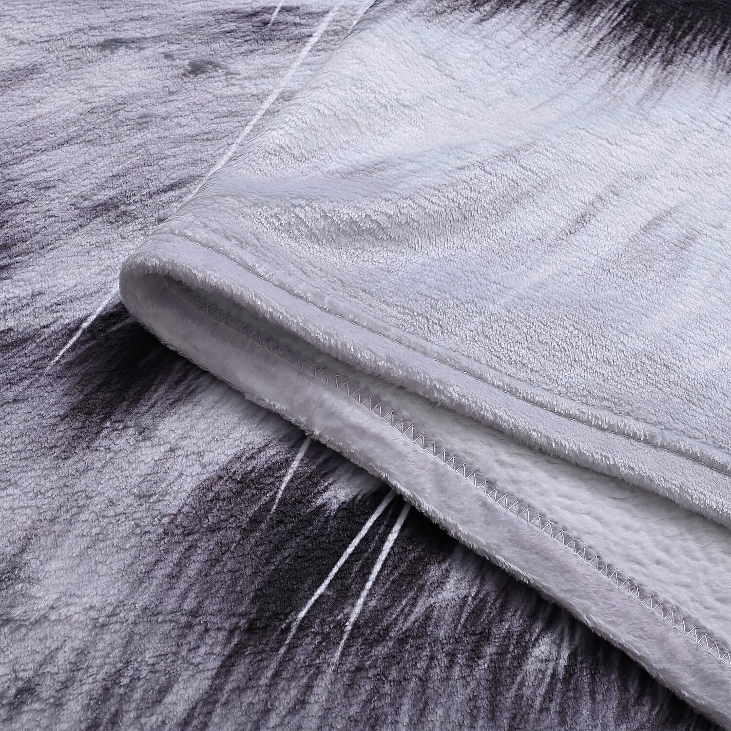 NEW Tiger Blanket (Size 200x150cm) - Black White & White