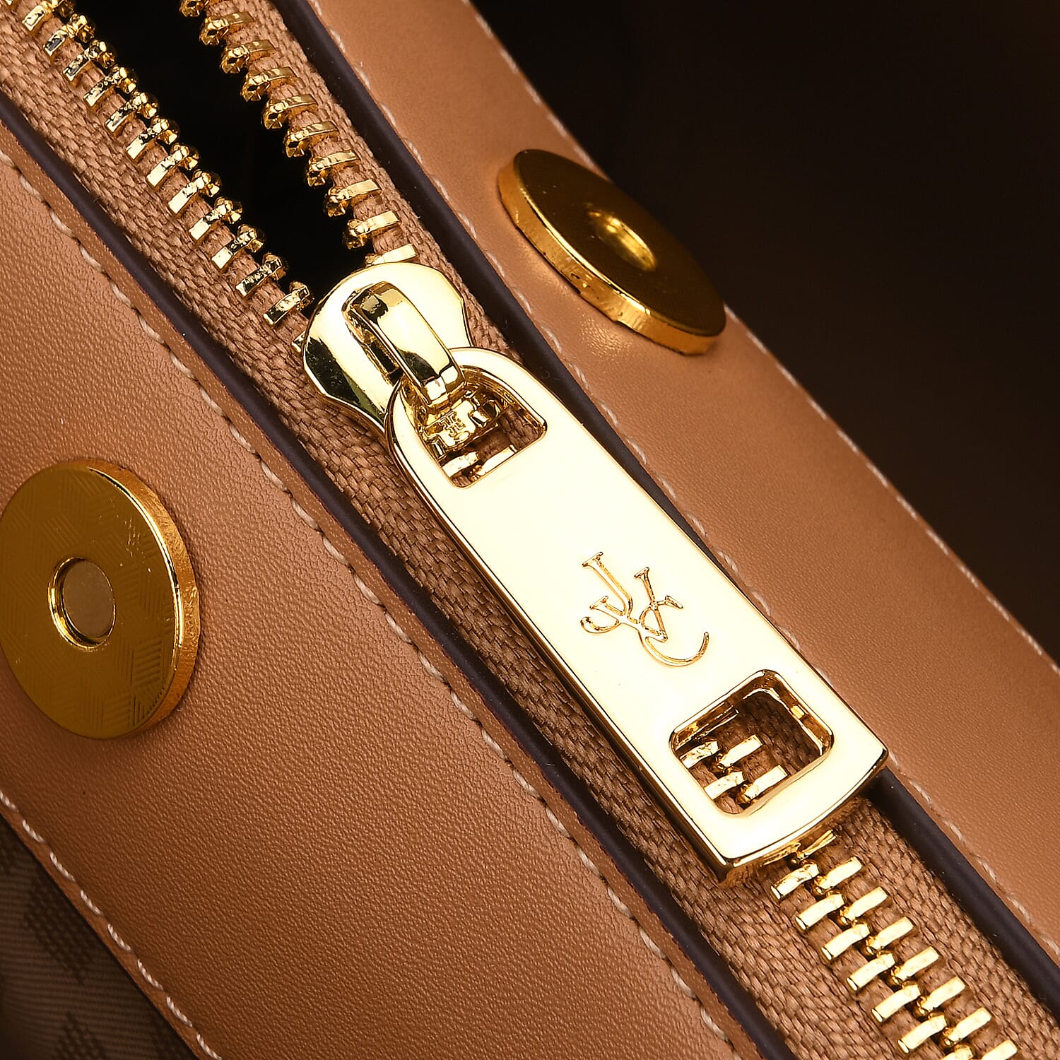 JVC-Style Logo Print Luxury Handbag with Detachable Shoulder Strap - Off-White