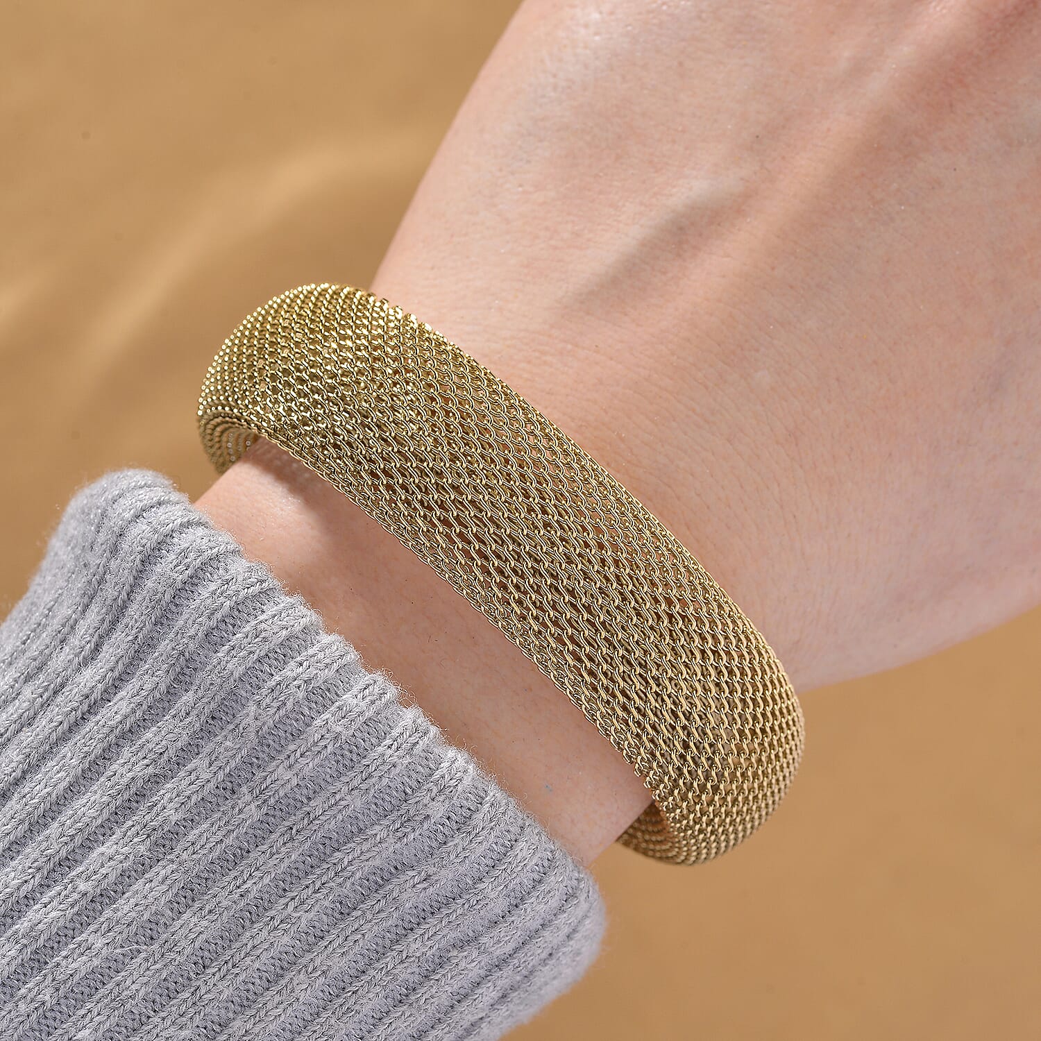 Designer Inspired Chunky Bracelet (Size - 7 + 1.5 Ext) 