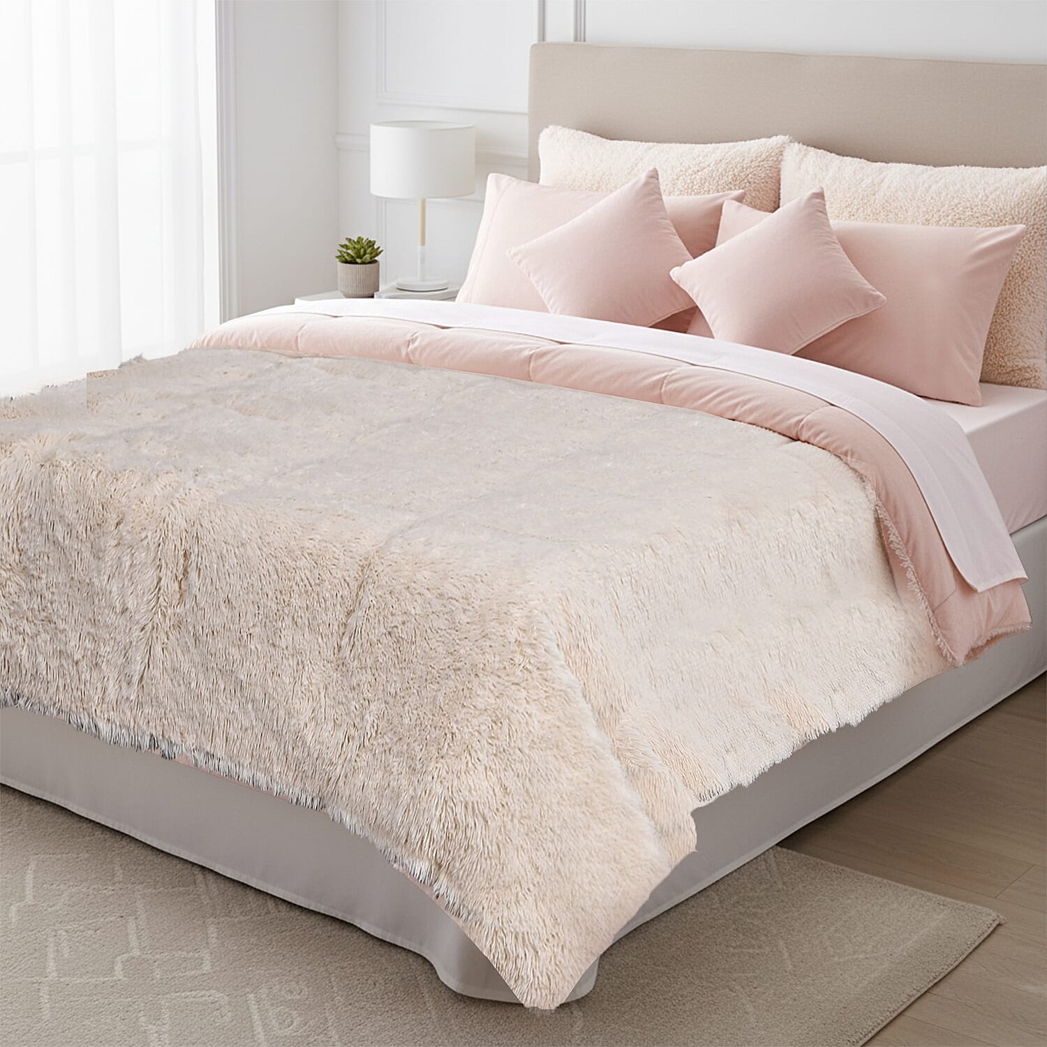 LIVMORE 6-Piece Faux Fur Comforter Set 