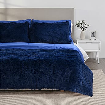 https://tjcuk.sirv.com/Products/81/9/8193638/LIVMORE-6-Piece-Faux-Fur-Comforter-Set-Double-200-x-200-cm-Navy_8193638_2.jpg?w=342&h=342