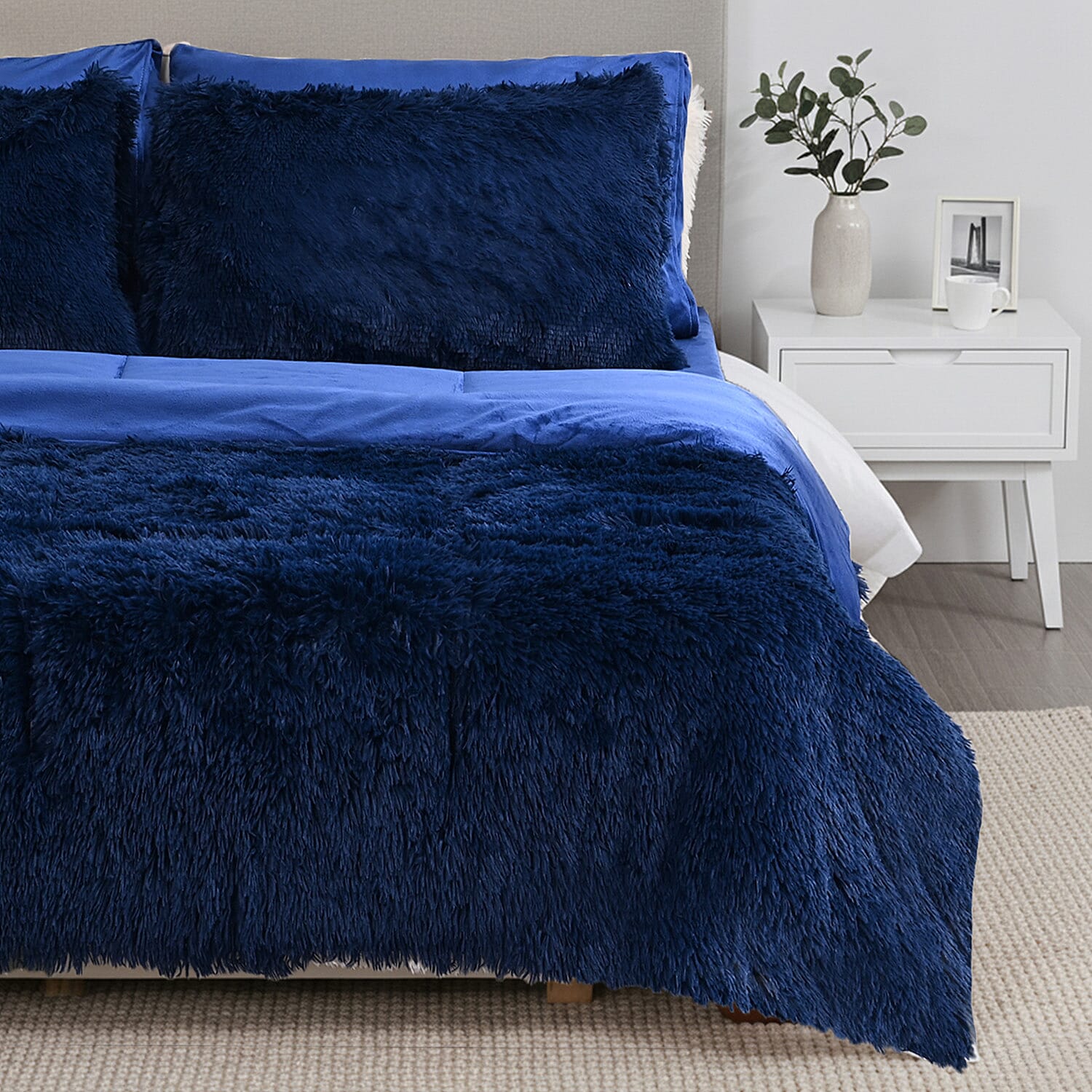 LIVMORE 6-Piece Faux Fur Comforter Set 