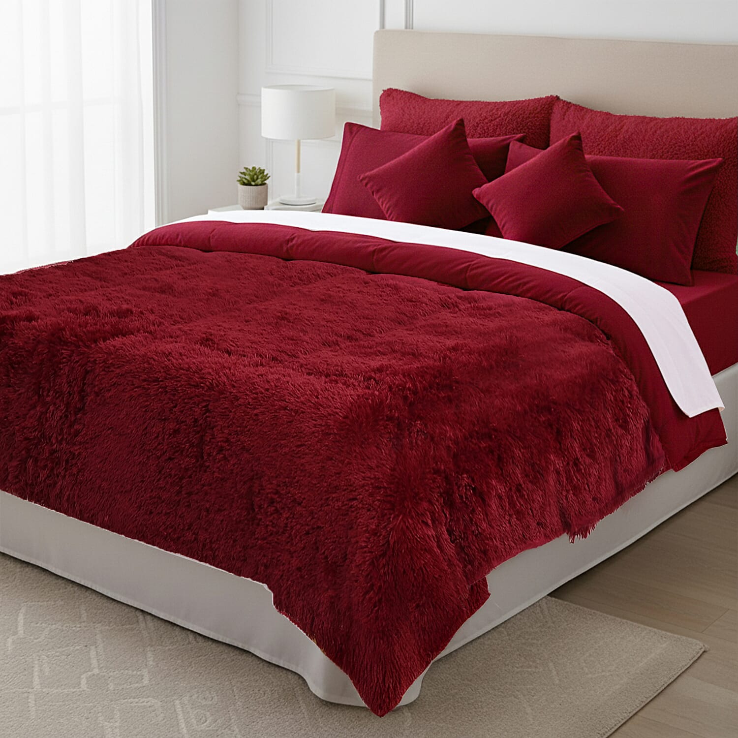 LIVMORE 6-Piece Faux Fur Comforter Set 
