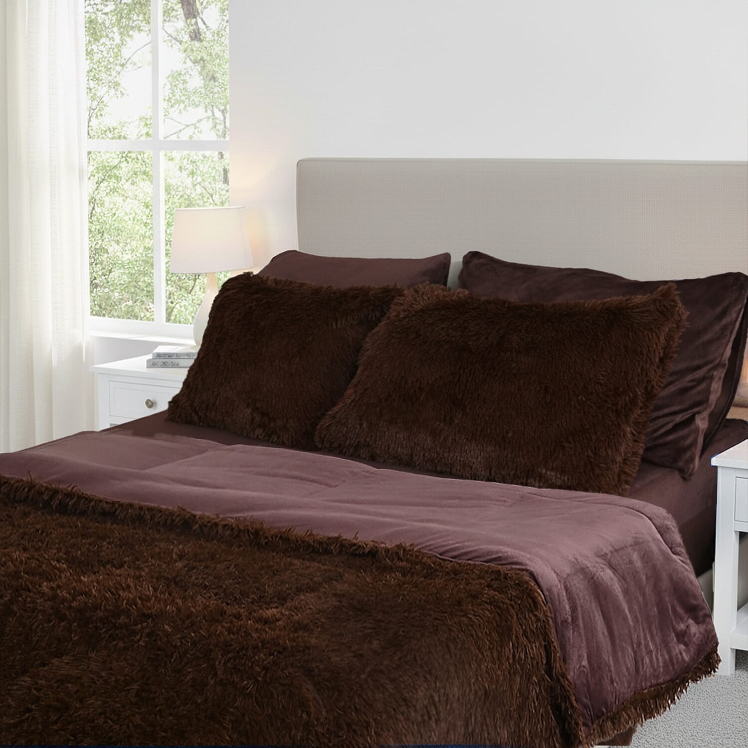 LIVMORE 6-Piece Faux Fur Comforter Set 