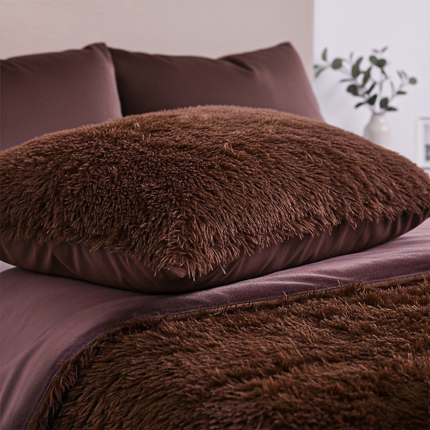 LIVMORE 6-Piece Faux Fur Comforter Set 