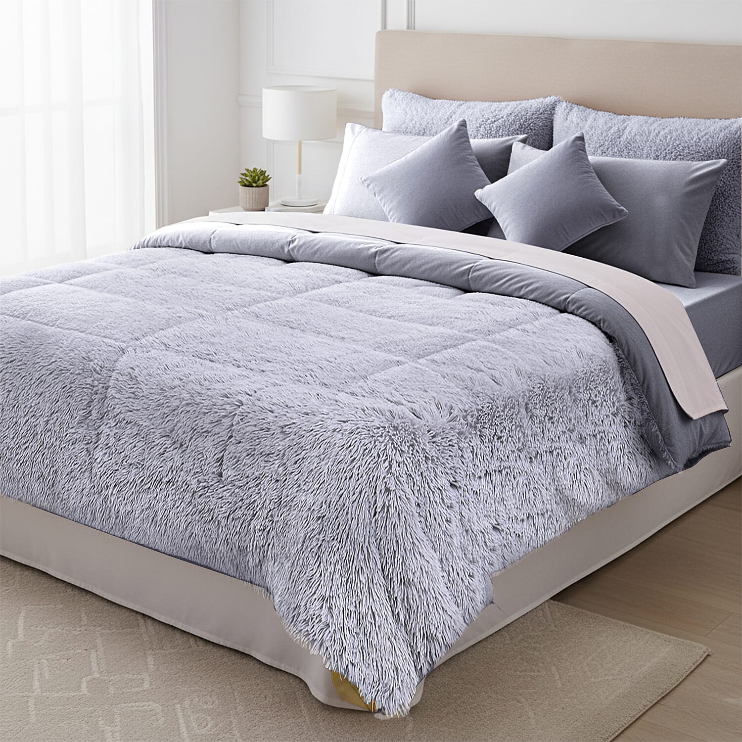 LIVMORE 6-Piece Faux Fur Comforter Set 