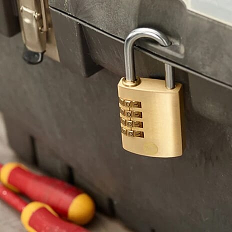 Yale - Pack of 2- Standard Security Brass Combination Padlock (22mm) - Gold