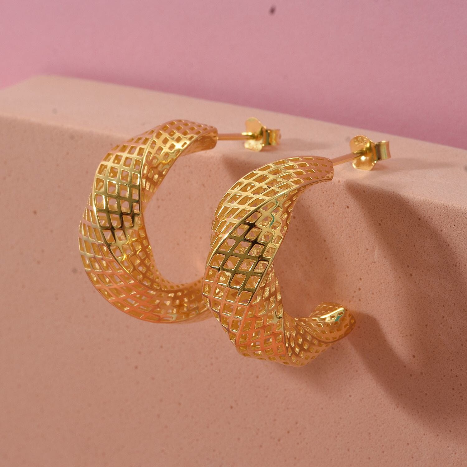 Sterling Silver Earring with Push Back in Yelllow Gold Plating