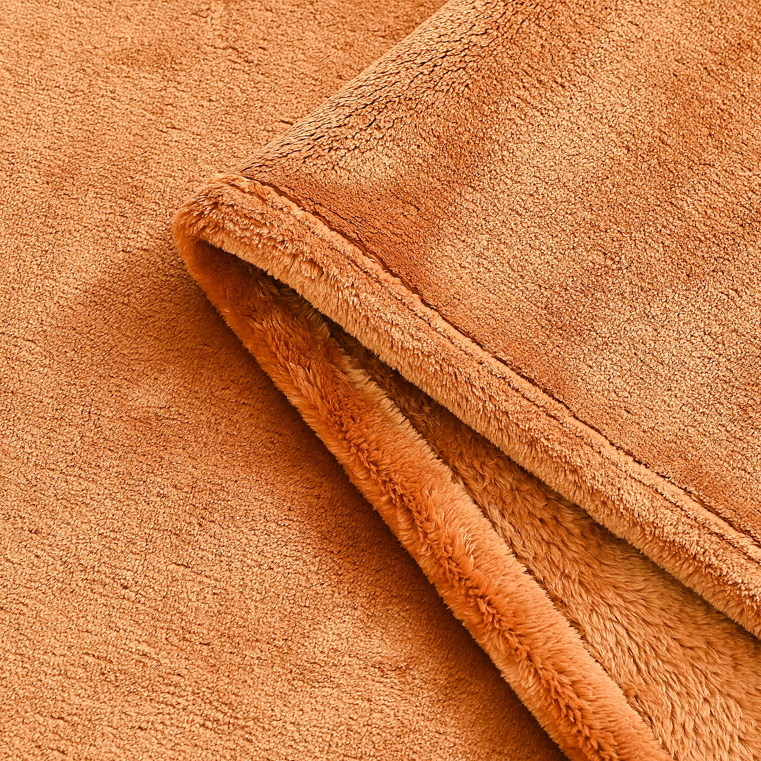 THE EPITOME OF LUXURY - Super Luxurious 550 GSM Fluffy and Cozy Large Blanket (200 x 150 cm) - Amber