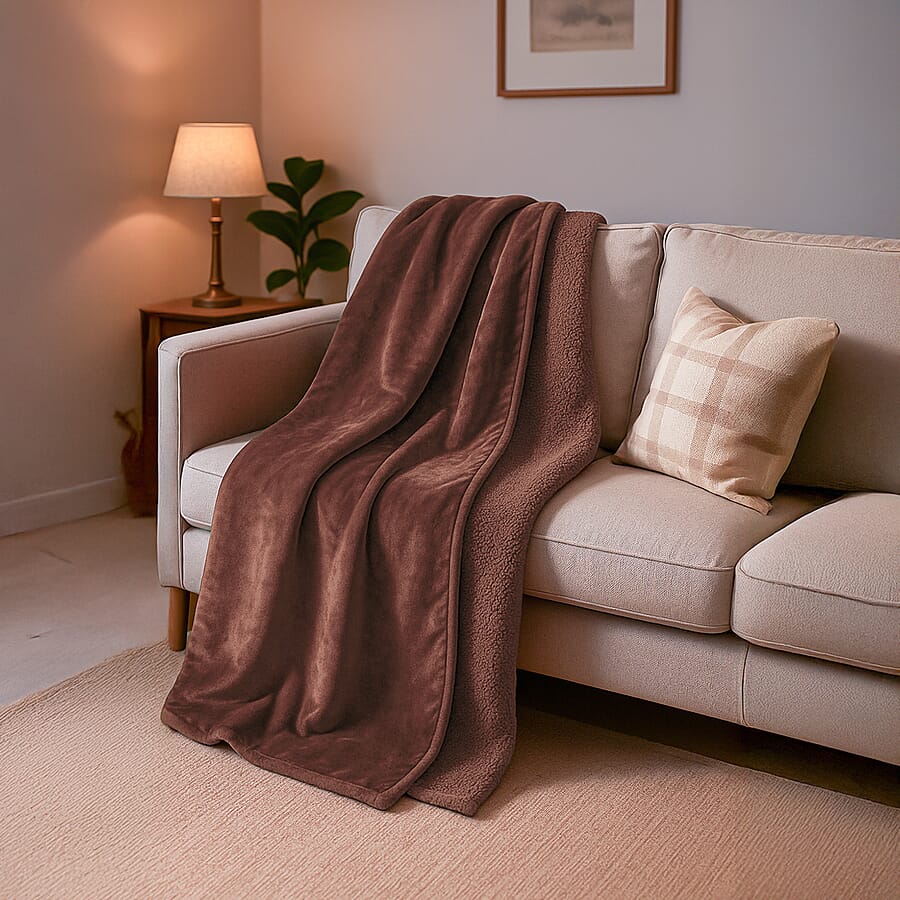 THE EPITOME OF LUXURY - Super Luxurious 550 GSM Fluffy and Cozy Large Blanket (200 x 150 cm) - Deep Brown