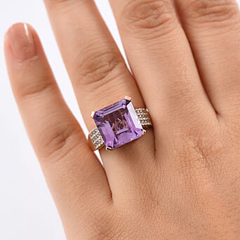 https://tjcuk.sirv.com/Products/81/9/8194677/Rose-De-France-Amethyst-White-Zircon-Ring-in-14K-Rose-Gold-Plated-Ster_8194677_2.jpg?w=342&h=342