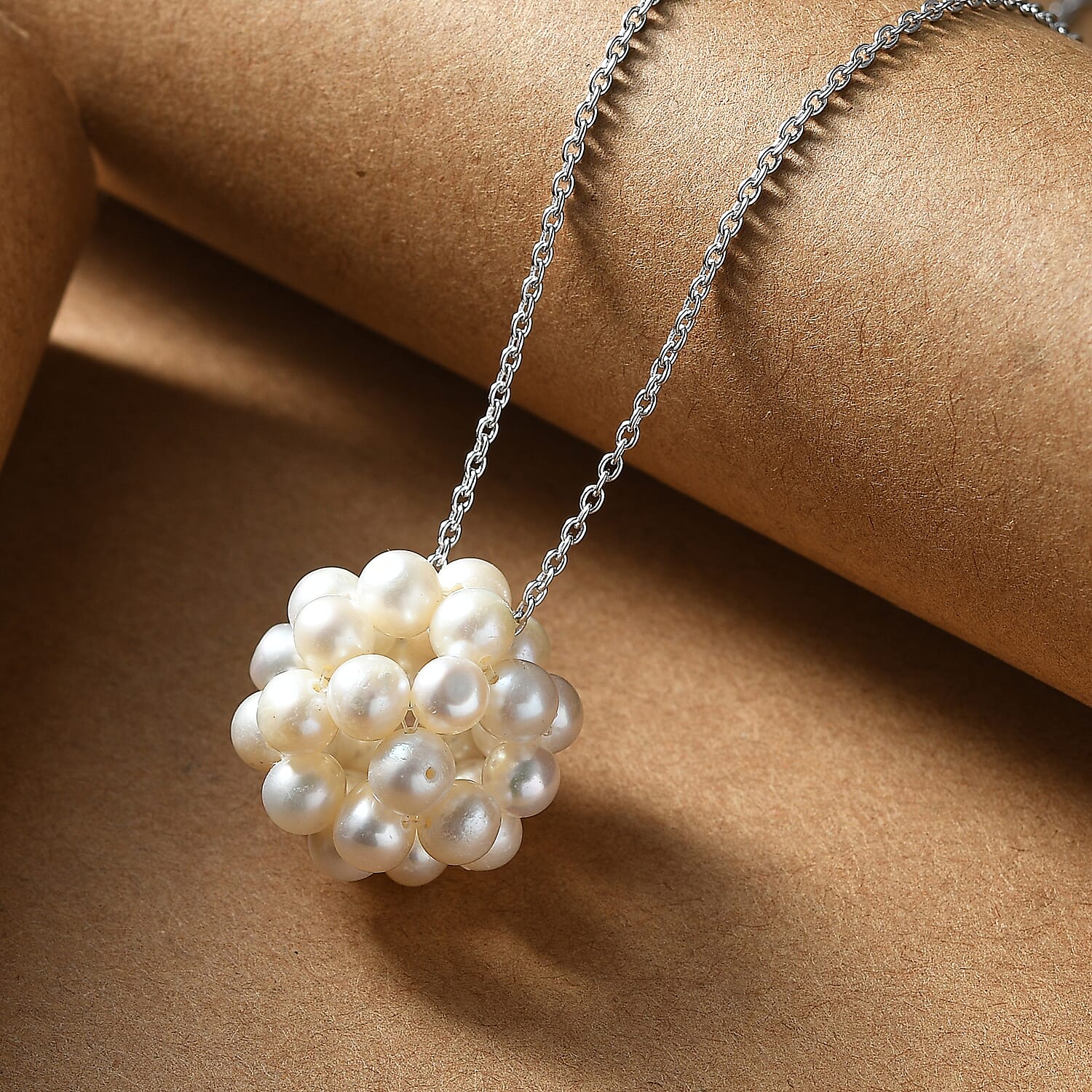 Fresh Water Pearl Necklace (Size - 20) with Lobster Clasp in Rhodium Overlay Sterling Silver 25.00 Ct.