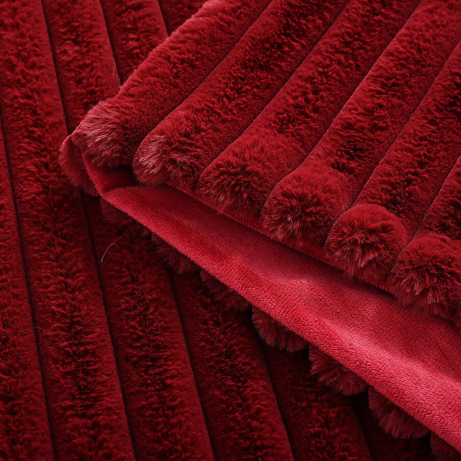 HUSH HAVEN Opulent High End Double Layer Rich Faux Fur Blanket 520 GSM (200 x 165 cm) - Burgundy