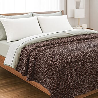 https://tjcuk.sirv.com/Products/81/9/8196980/Double-layer-Leopard-Print-faux-fur-blanket_8196980_2.jpg?w=342&h=342