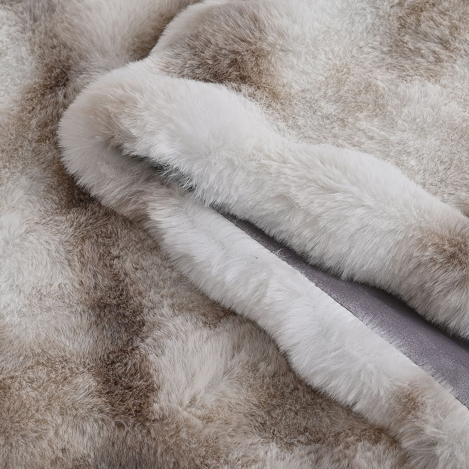 SIGNATURE LUXE SUPERSOFT BLANKET - HUSH HAVEN Double Layer 800 GSM Bubble Pattern Ultra soft Faux Fur Blanket (200 x 150 cm) - Winter Ivory