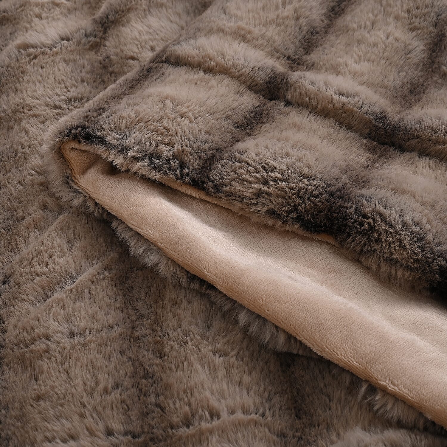 Hush Haven Luxury Double Layer Faux Fur Reversible Blanket  - Light Coffee