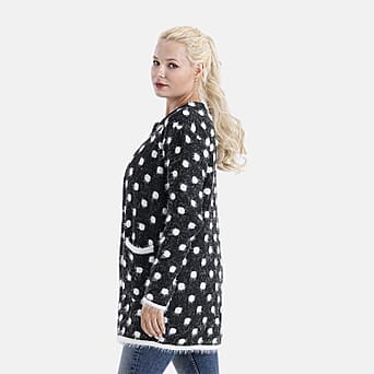 https://tjcuk.sirv.com/Products/81/9/8197405/Tamsy-Wavy-Cardigan-and-Sweater-Jumper-Size-One-Size-Black-White-Black_8197405_2.jpg?w=342&h=342