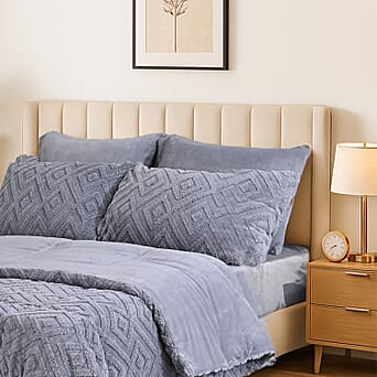 https://tjcuk.sirv.com/Products/81/9/8198000/Hush-Haven-Solid-Comforter-and-Duvet-Size-225x1-cm-Beige-White_8198000_1.jpg?w=342&h=342