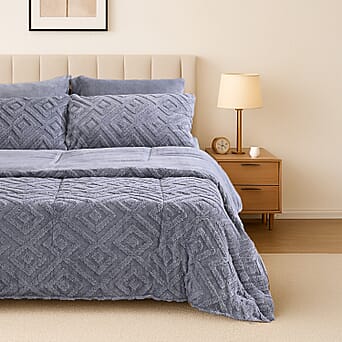 https://tjcuk.sirv.com/Products/81/9/8198000/Hush-Haven-Solid-Comforter-and-Duvet-Size-225x1-cm-Beige-White_8198000_2.jpg?w=342&h=342