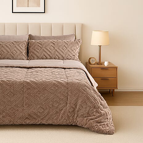Hush Haven Super Soft Teddy Fleece 6-Piece Comforter Set - Inc. 2 Taffeta Jacquard - 2 Crystal Velvet Pillowcases, Fitted Sheet and a Comforter (King) - Brown