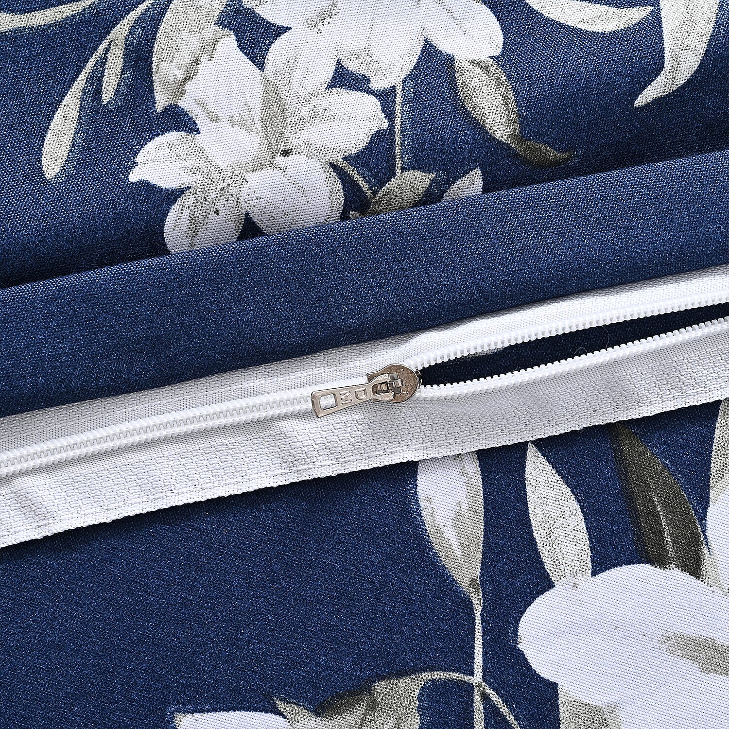 Hush Haven 6 Piece Digital Floral Print Duvet Cover Set - Inc. 1 Duvet Cover, 1 Fitted Sheet with 2 Housewife - 2 Oxford Pillowcases (Double) - Cream