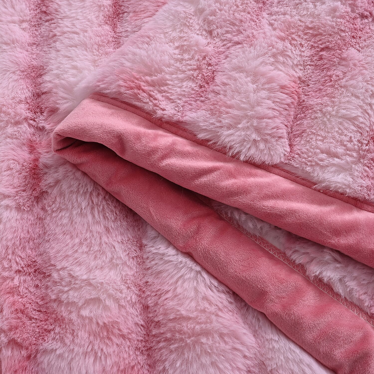 HUSH HAVEN Luxury Faux Fur Blanket with Border 600 GSM (150 x 200 cm) - Pink