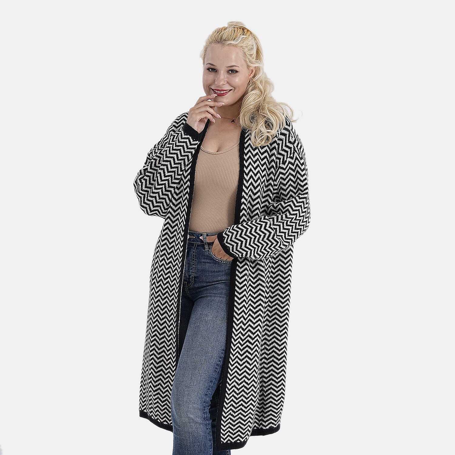 La Marey Long Cardigan (Size 95x60 Cm) - Black & Off-White