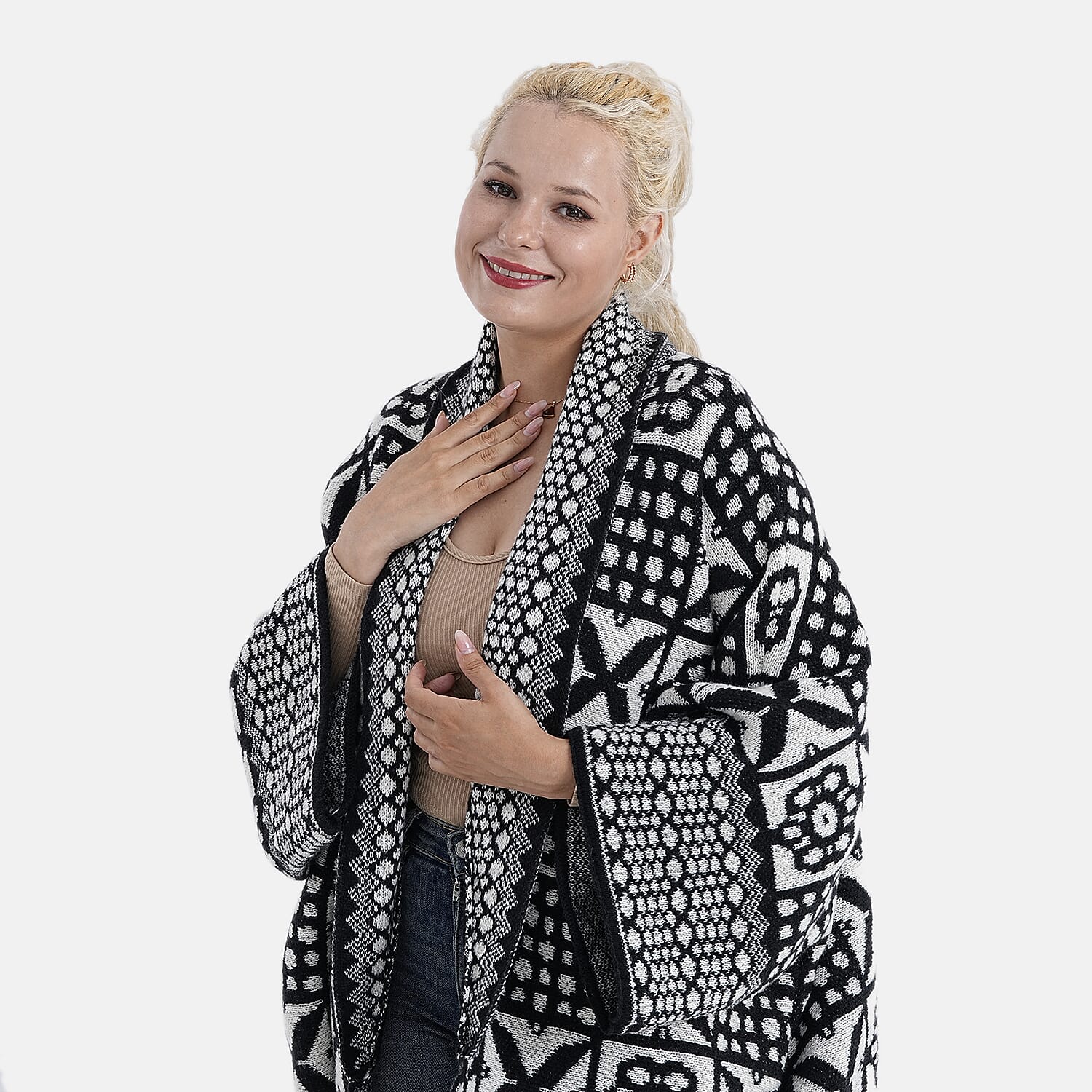 La Marey Oversized Cardigan (Size 10 to 22) - Black & White