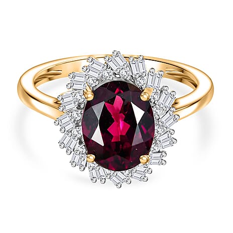 AAA Natural Radiant Ember Garnet , White Diamond Solitaire Ring in 9k Yellow Gold, Gold Wt. 2.41 Gms 2.40 Ct.