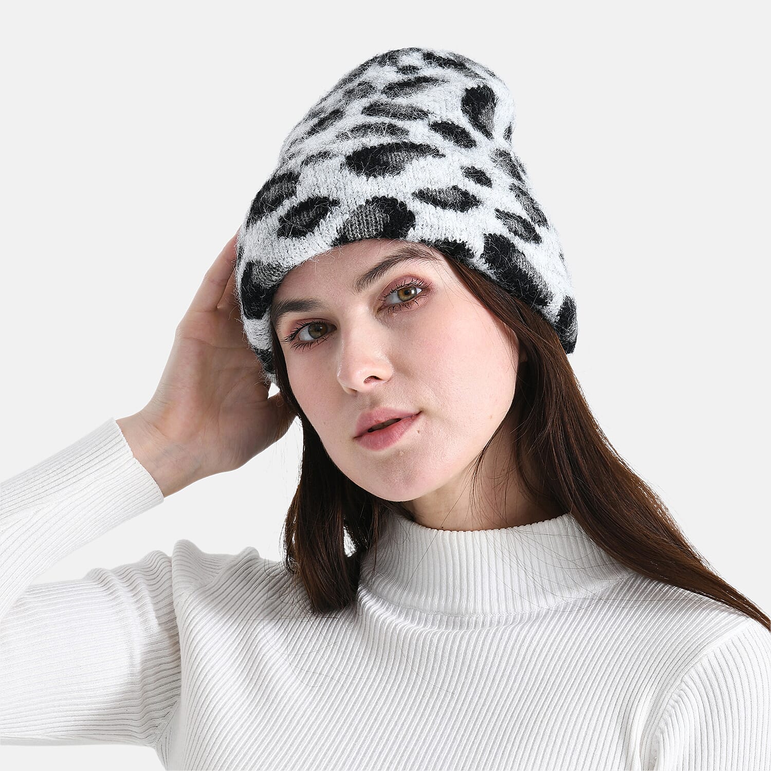 Leopard Pattern Beanie Hat (26 x 22 CM) - White