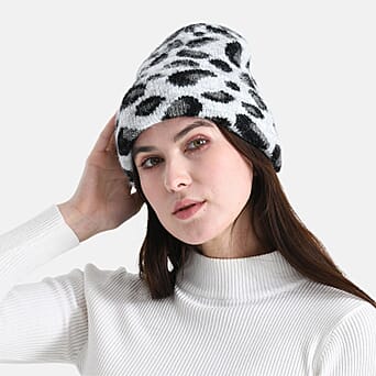 https://tjcuk.sirv.com/Products/82/0/8203560/Leopard-Pattern-Beanie-Hat-26-x-22-CM-Light-Gray_8203560_2.jpg?w=342&h=342