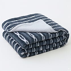 Sumptuously Super Soft Double Layered Sherpa Super Large Faux Rabbit Fur Blanket 680 GSM (200 x 150 cm) - Light Blue & White