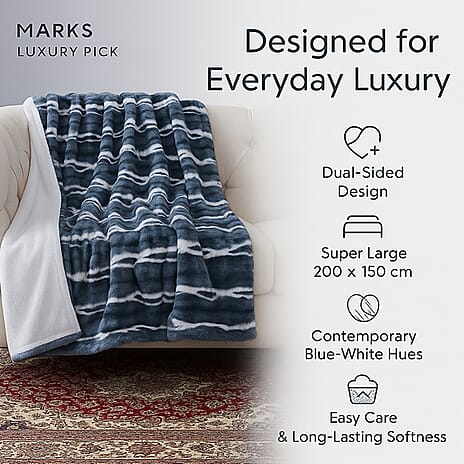 Sumptuously Super Soft Double Layered Sherpa Super Large Faux Rabbit Fur Blanket 680 GSM (200 x 150 cm) - Light Blue & White