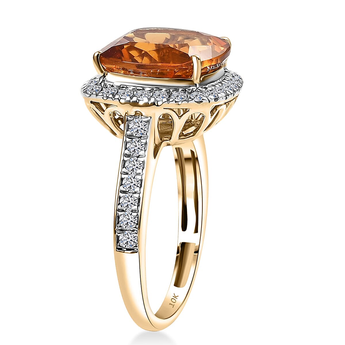 Luxuriant 10K Yellow Gold AAA Madeira Citrine, Lab Grown Diamond GH, SI Main Stone With Side Stone Ring, Gold Wt.3.52 Gms  6.535  Ct.