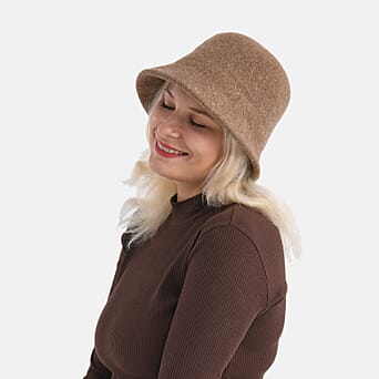 https://tjcuk.sirv.com/Products/82/0/8205132/Wool-Patterned-Hat-Cap-and-Earmuff-Size-1x21-cm-Brown-Grey_8205132_1.jpg?w=342&h=342