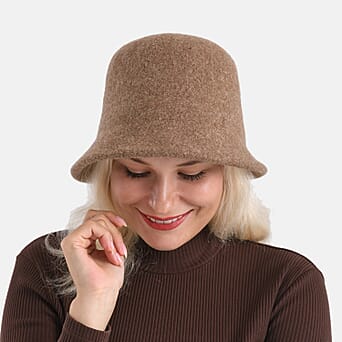 https://tjcuk.sirv.com/Products/82/0/8205132/Wool-Patterned-Hat-Cap-and-Earmuff-Size-1x21-cm-Brown-Grey_8205132_2.jpg?w=342&h=342