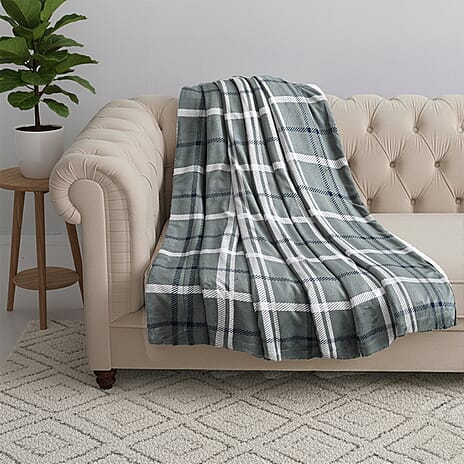 Hush Haven Ultra Soft Designer Inpired  Double Layer SHERPA Blanket (150 x 200 cm) -Green