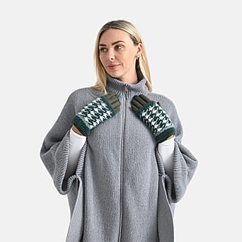https://tjcuk.sirv.com/Products/82/0/8206551/Two-in-One-5-Finger-Gloves-Fingerless-Mittens-Green_8206551_1.jpg?w=342&h=342