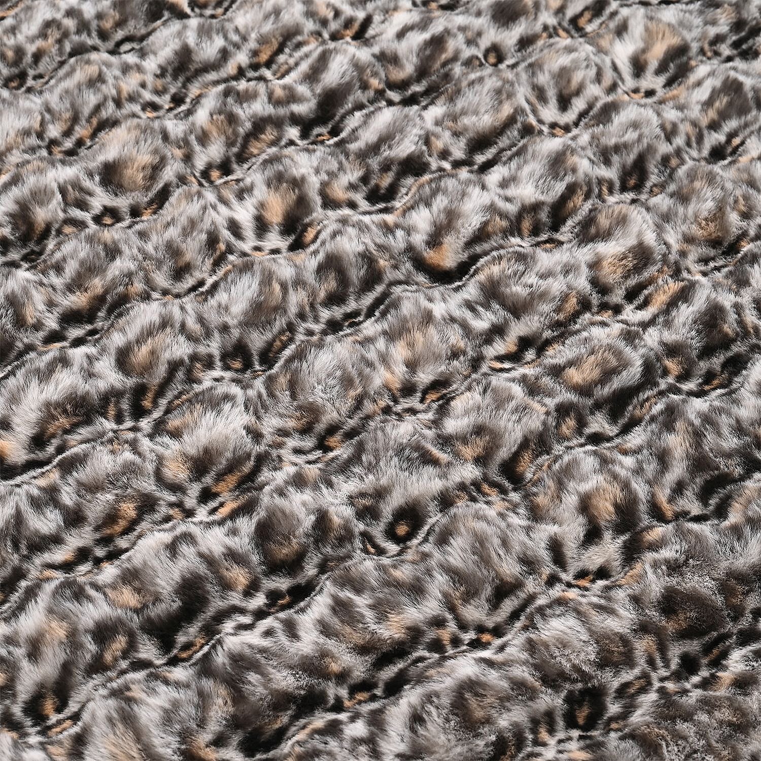 The Epitome Of Luxury - Sumptuously Super Soft Faux Rabbit Fur Double Layered Super Large Blanket 790 GSM (200 x 150 cm) - Grey