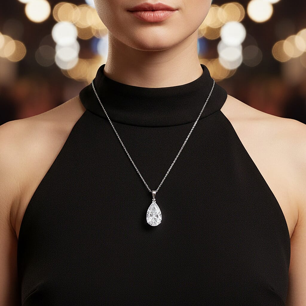 Collectors  Edition- 950 Platinum Pear Cut (VS-EF) Lab Grown Diamond IGI Certified Pendant 10.00 Ct,