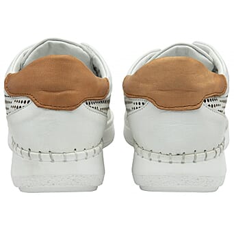 https://tjcuk.sirv.com/Products/82/0/8206993/Lotus-Lorena-Womens-Leather-Trainers-Size-39-White_8206993_2.jpg?w=342&h=342
