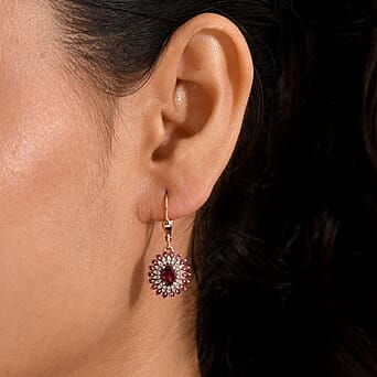 https://tjcuk.sirv.com/Products/82/1/8211566/D-joy-Rhodolite-Garnet-White-Zircon-Main-Stone-With-Side-Stone-Earring_8211566_2.jpg?w=342&h=342