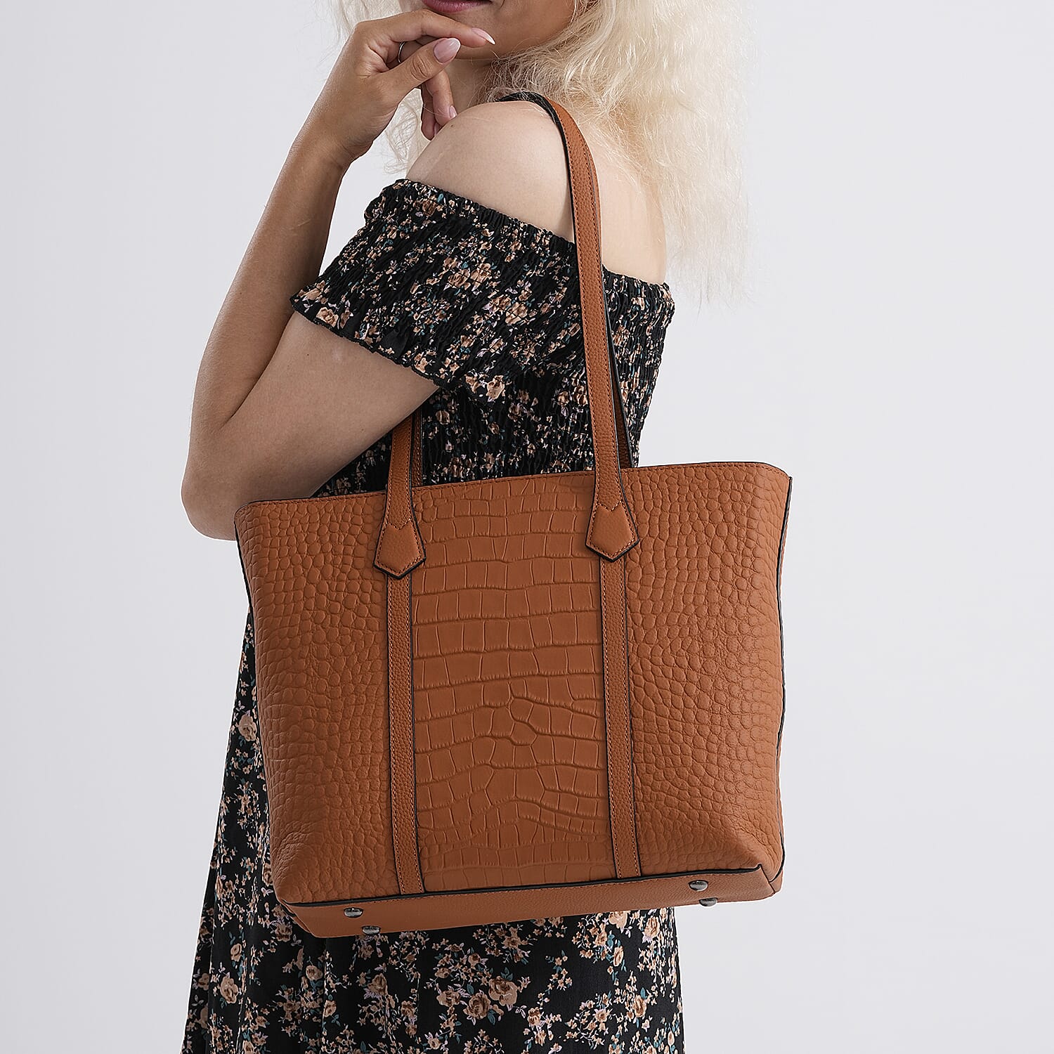 Genuine Leather Patterned Tote Bag (Size 38x12x27 cm) - Tan & Black