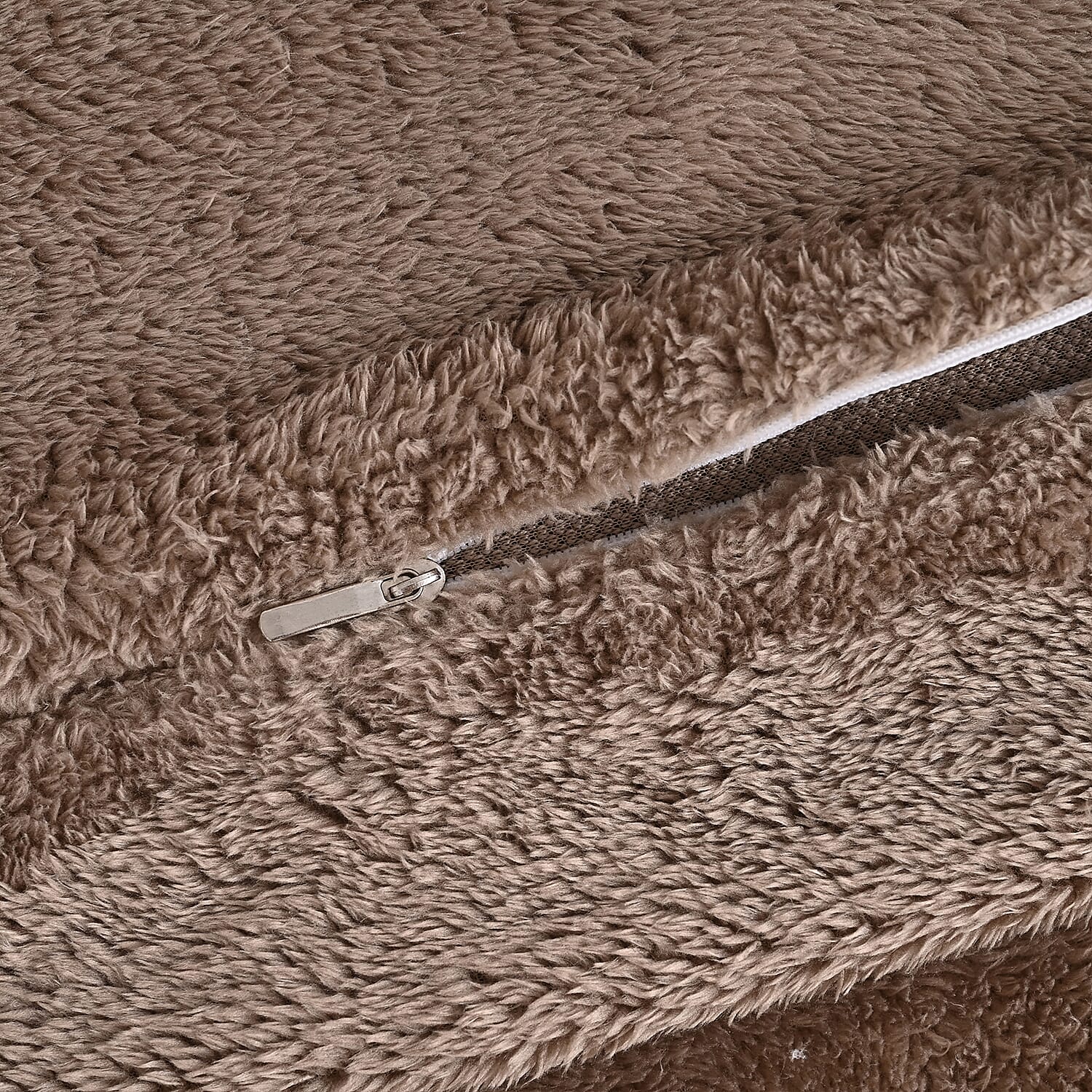 Hush Haven 4 Piece Luxury Teddy Fleece Duvet Cover Set - Inc. 1 Duvet Cover, 1 Fitted Sheet with 2 Pillowcases