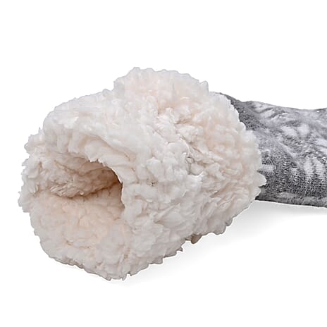 Snowflake Pattern Thick Warm Sherpa Socks - Grey