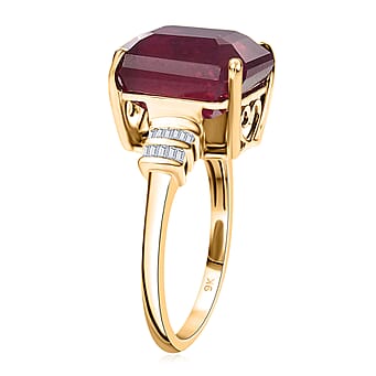 https://tjcuk.sirv.com/Products/82/1/8216024/9K-Yellow-Gold-AA-African-Ruby-White-Diamond-Ring-10-19-Ct_8216024_3.jpg?w=342&h=342