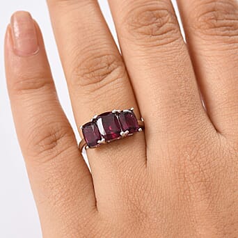 https://tjcuk.sirv.com/Products/82/1/8216183/D-joy-Rhodolite-Garnet-3-Stone-Ring-in-Platinum-OverlaySterling-Silver_8216183_2.jpg?w=342&h=342