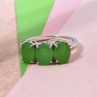 https://tjcuk.sirv.com/Products/82/1/8216224/Green-Jade-Ring-in-Rhodium-OverlaySterling-Silver-3-510-Ct_8216224_1.jpg?w=342&h=342