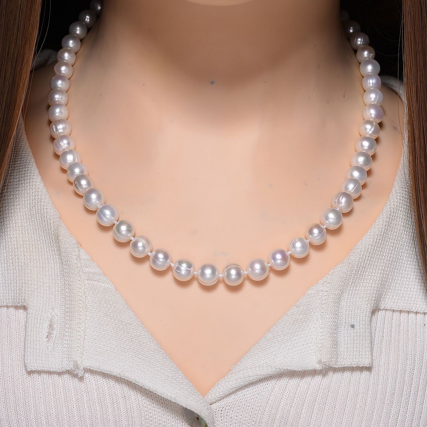 White Fresh Water Pearl Necklace (Size 18 - 2 Ext) with Lobster Clasp in Yellow Gold Plating Sterling Silver 225.00 Ct.